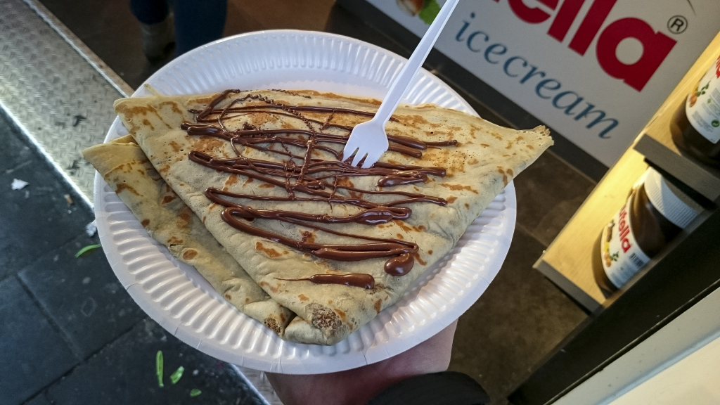 Nutella-Crepe mit jede Menge Nutella